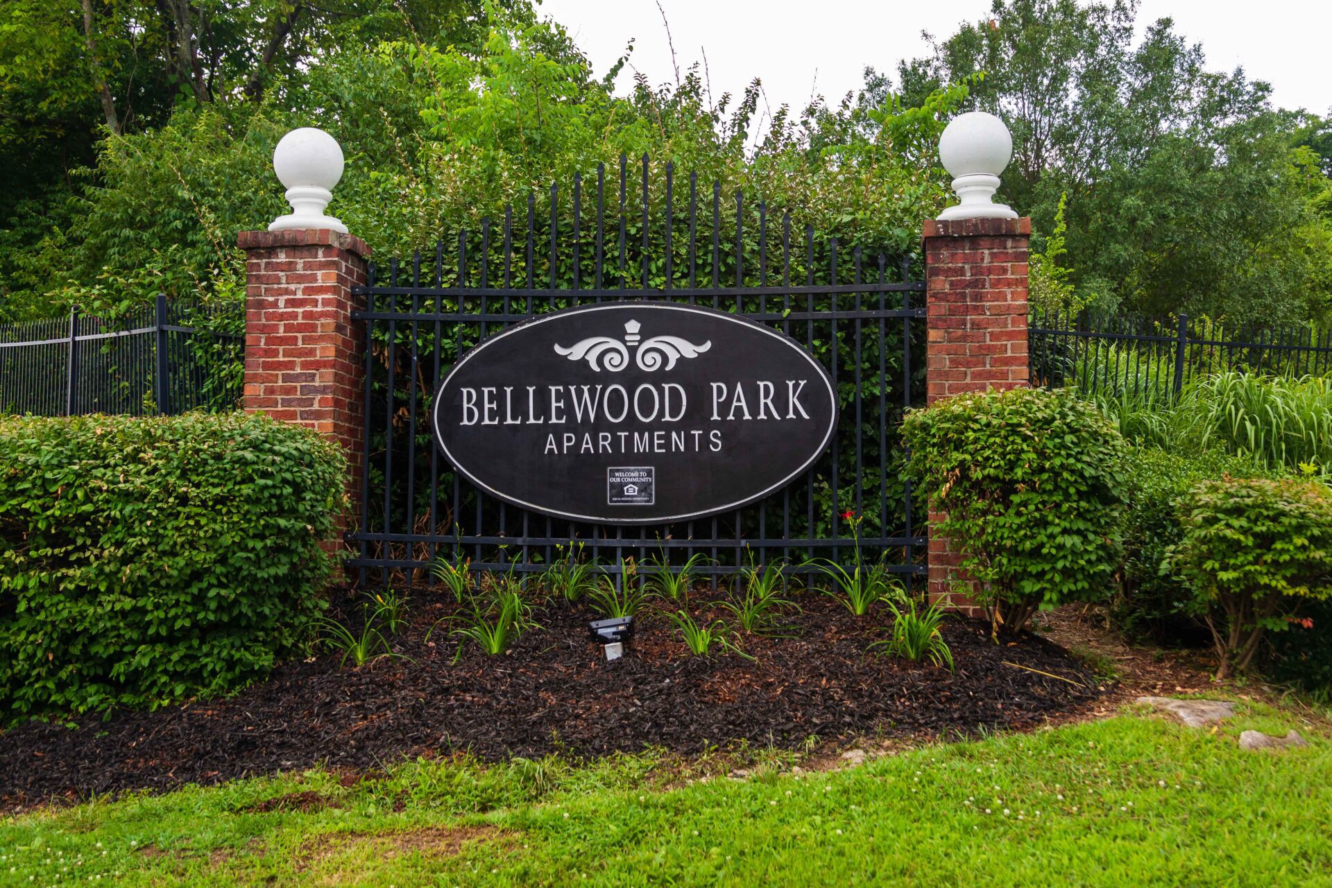 BellewoodSign1.jpg