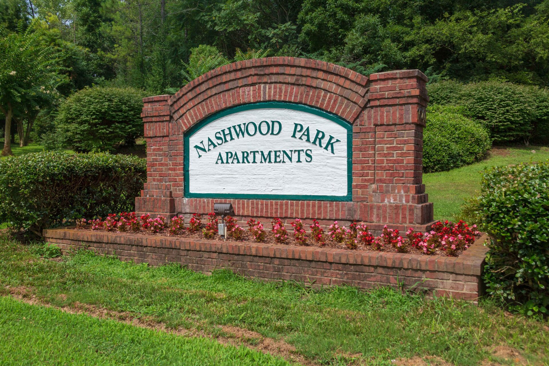 Nashwood-sign.jpg